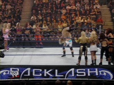 WWE_Backlash_2008_Diva_Match_XviD_avi_000180947.jpg