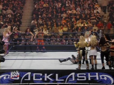 WWE_Backlash_2008_Diva_Match_XviD_avi_000199532.jpg