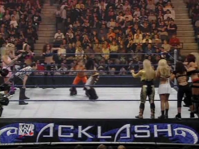 WWE_Backlash_2008_Diva_Match_XviD_avi_000251284.jpg