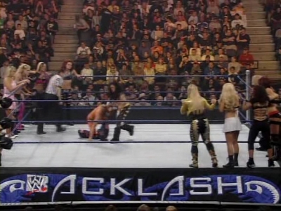 WWE_Backlash_2008_Diva_Match_XviD_avi_000254053.jpg