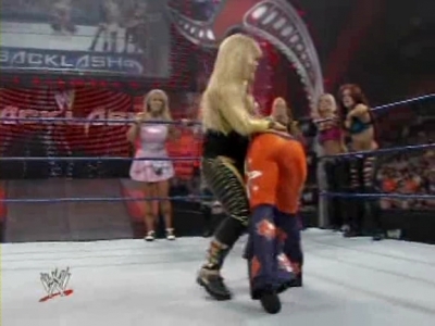 WWE_Backlash_2008_Diva_Match_XviD_avi_000299032.jpg