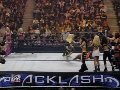 WWE_Backlash_2008_Diva_Match_XviD_avi_000306606.jpg