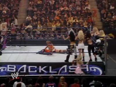 WWE_Backlash_2008_Diva_Match_XviD_avi_000332965.jpg