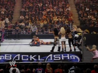 WWE_Backlash_2008_Diva_Match_XviD_avi_000334233.jpg