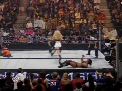 WWE_Backlash_2008_Diva_Match_XviD_avi_000362362.jpg