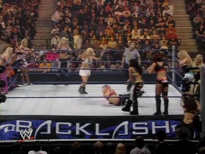 WWE_Backlash_2008_Diva_Match_XviD_avi_000379746.jpg