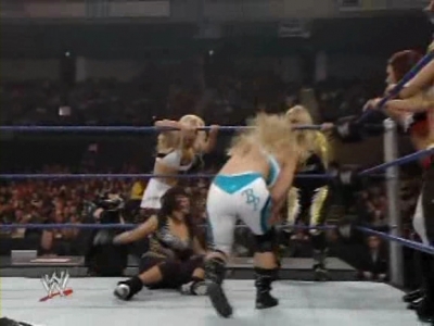 WWE_Backlash_2008_Diva_Match_XviD_avi_000432198.jpg