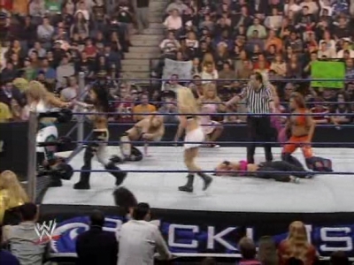 WWE_Backlash_2008_Diva_Match_XviD_avi_000542108.jpg