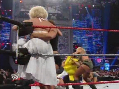 WWE_Cyber_Sunday_2008_Diva_Halloween_Costume_Contest_XviD_avi_000197330.jpg