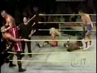 Next_Generation_Hart_Foundation_v_s_Ox___Hammer_-_8-25-07_flv_000400600.jpg