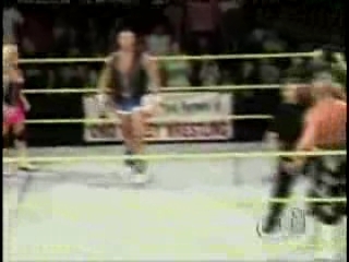 Next_Generation_Hart_Foundation_vs__James_Boys_-_7-29-07_flv_000061567.jpg