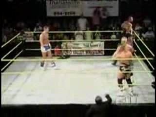 Next_Generation_Hart_Foundation_vs__James_Boys_-_7-29-07_flv_000091567.jpg