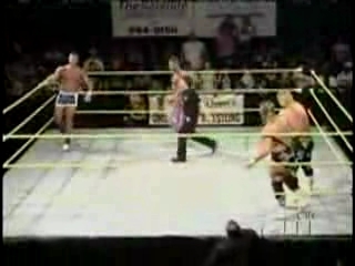 Next_Generation_Hart_Foundation_vs__James_Boys_-_7-29-07_flv_000093367.jpg