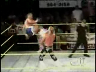 Next_Generation_Hart_Foundation_vs__James_Boys_-_7-29-07_flv_000127033.jpg