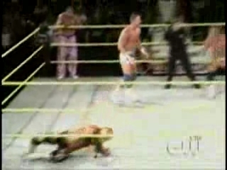 Next_Generation_Hart_Foundation_vs__James_Boys_-_7-29-07_flv_000129000.jpg