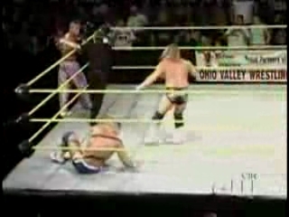 Next_Generation_Hart_Foundation_vs__James_Boys_-_7-29-07_flv_000153100.jpg