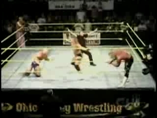 Next_Generation_Hart_Foundation_vs__James_Boys_-_7-29-07_flv_000156400.jpg
