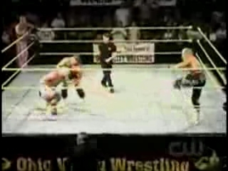 Next_Generation_Hart_Foundation_vs__James_Boys_-_7-29-07_flv_000157033.jpg