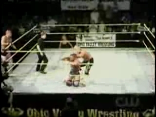 Next_Generation_Hart_Foundation_vs__James_Boys_-_7-29-07_flv_000183133.jpg