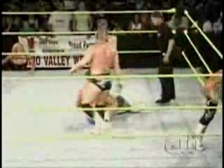 Next_Generation_Hart_Foundation_vs__James_Boys_-_7-29-07_flv_000253033.jpg