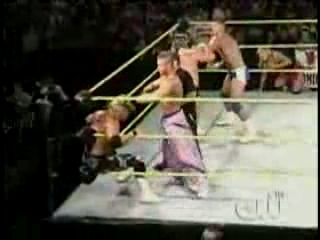 Next_Generation_Hart_Foundation_vs__James_Boys_-_7-29-07_flv_000301100.jpg