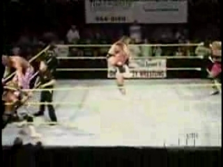 Next_Generation_Hart_Foundation_vs__James_Boys_-_7-29-07_flv_000305433.jpg