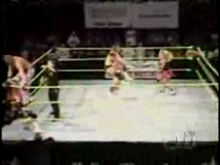 Next_Generation_Hart_Foundation_vs__James_Boys_-_7-29-07_flv_000305900.jpg