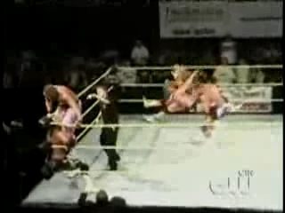 Next_Generation_Hart_Foundation_vs__James_Boys_-_7-29-07_flv_000306667.jpg