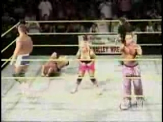 Next_Generation_Hart_Foundation_vs__James_Boys_-_7-29-07_flv_000333367.jpg