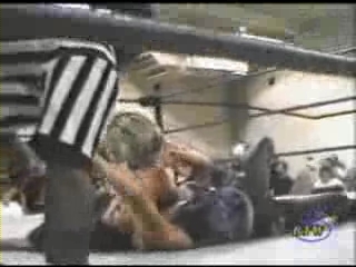 Ivory_vs_Naddie_9_16_06_GLOW_flv_000422733.jpg