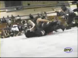 Ivory_vs_Naddie_9_16_06_GLOW_flv_000472700.jpg