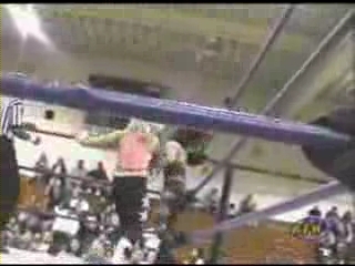 Ivory_vs_Naddie_9_16_06_GLOW_2_flv_000059733.jpg