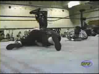 Ivory_vs_Naddie_9_16_06_GLOW_2_flv_000068100.jpg
