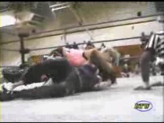 Ivory_vs_Naddie_9_16_06_GLOW_2_flv_000176900.jpg