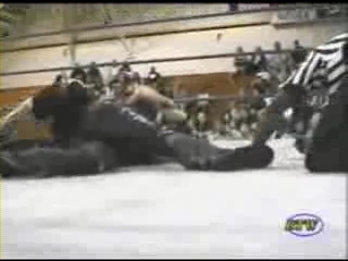 Ivory_vs_Naddie_9_16_06_GLOW_2_flv_000182333.jpg