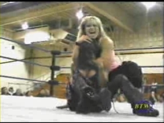 Ivory_vs_Naddie_9_16_06_GLOW_2_flv_000208533.jpg