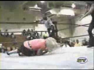 Ivory_vs_Naddie_9_16_06_GLOW_2_flv_000302700.jpg