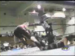 Ivory_vs_Naddie_9_16_06_GLOW_2_flv_000307833.jpg