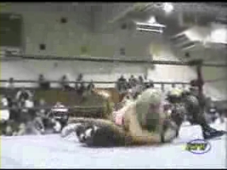Ivory_vs_Naddie_9_16_06_GLOW_2_flv_000326100.jpg