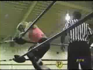 Ivory_vs_Naddie_9_16_06_GLOW_2_flv_000336333.jpg