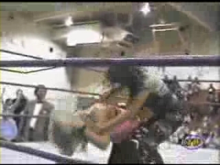 Ivory_vs_Naddie_9_16_06_GLOW_2_flv_000376833.jpg