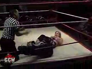 GCW_Natalya_Neidhart_vs__Miss_Danyah_flv_000163030.jpg