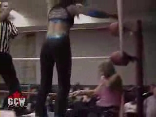 GCW_Natalya_Neidhart_vs__Miss_Danyah_flv_000387153.jpg