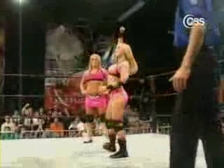 The_Pink___Black_Attack_VS__Krissy_Vaine___Angel_Williams_flv_000182516.jpg