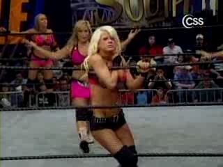 The_Pink___Black_Attack_VS__Krissy_Vaine___Angel_Williams_flv_000244411.jpg