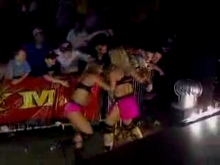 The_Pink___Black_Attack_VS__Krissy_Vaine___Angel_Williams_flv_000583950.jpg