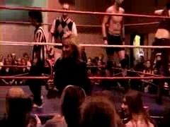 October_27,_2006_Supergirl_Title_Match_flv_000048131.jpg