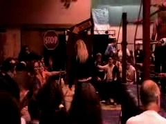 October_27,_2006_Supergirl_Title_Match_flv_000051885.jpg