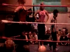 October_27,_2006_Supergirl_Title_Match_flv_000100767.jpg