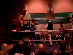 October_27,_2006_Supergirl_Title_Match_flv_000117784.jpg